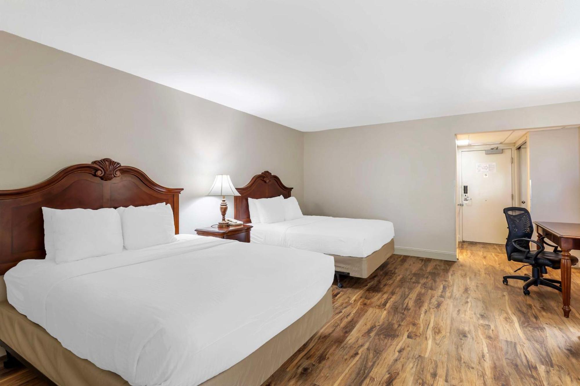 Best Western Plus Steeplegate Inn Ντάβενπορτ Εξωτερικό φωτογραφία