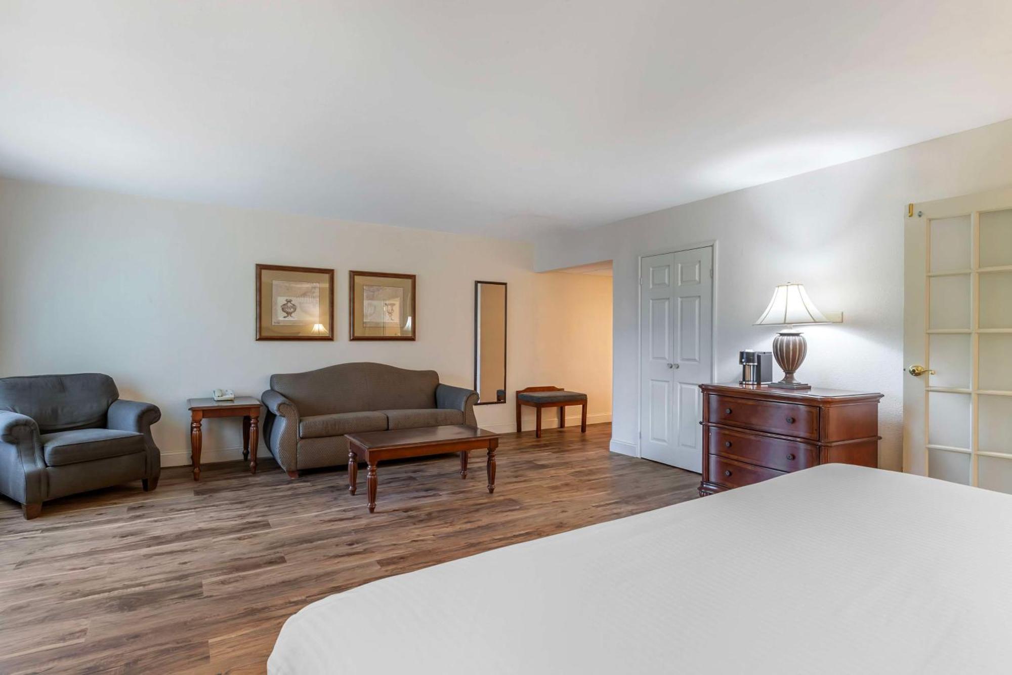 Best Western Plus Steeplegate Inn Ντάβενπορτ Εξωτερικό φωτογραφία